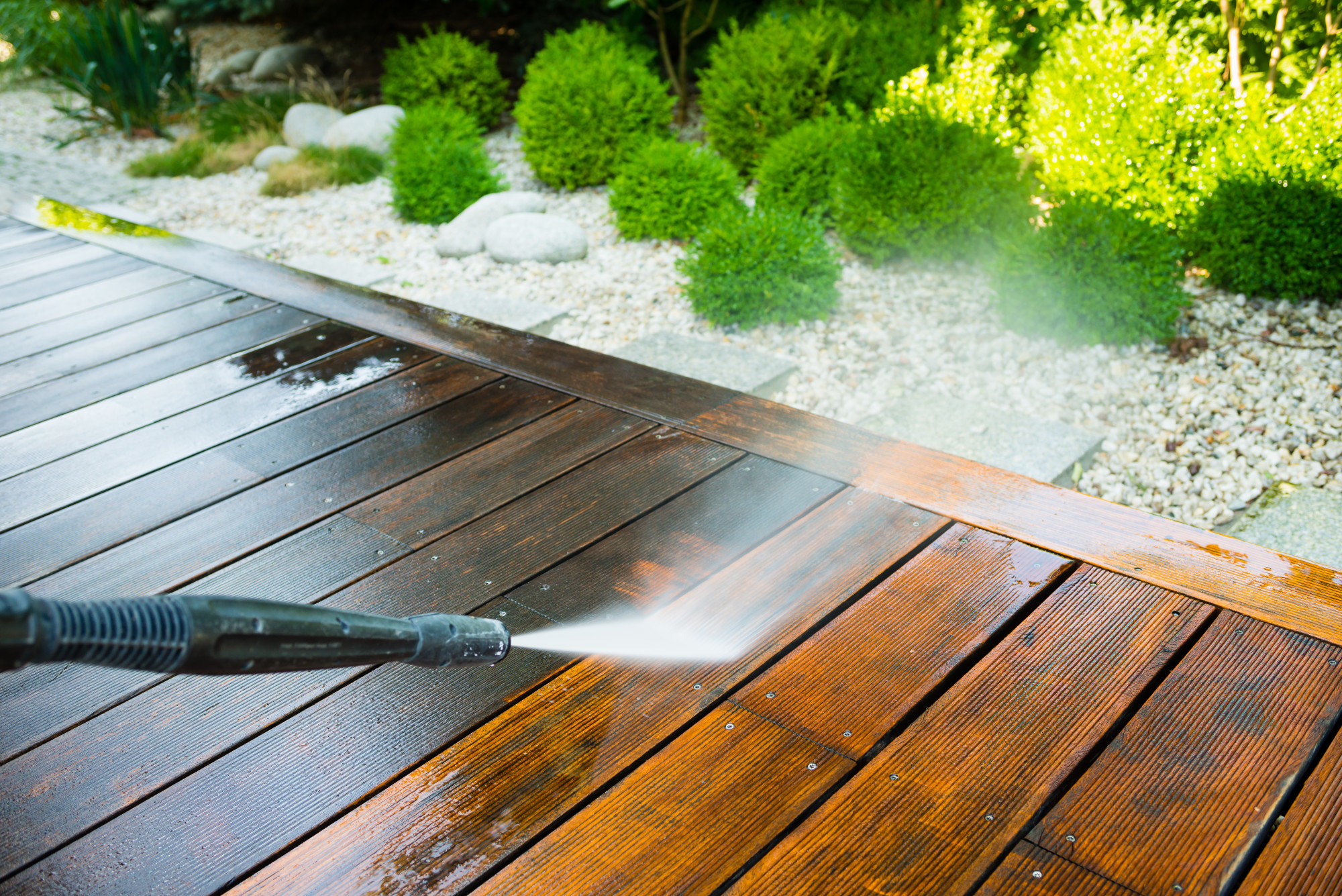 Power Wash Deluxe Deck and Fence Cleaning in both Belterra Community and Steiner Ranch Community